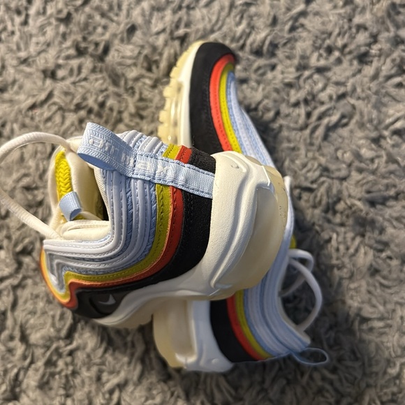 New Youth Nike - Picture 6 of 6